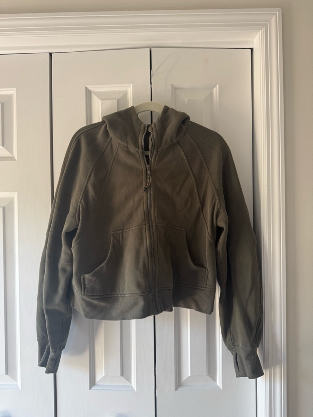 Olive Green Lululemon Cropped Scuba zip up - size M/L (EUC)